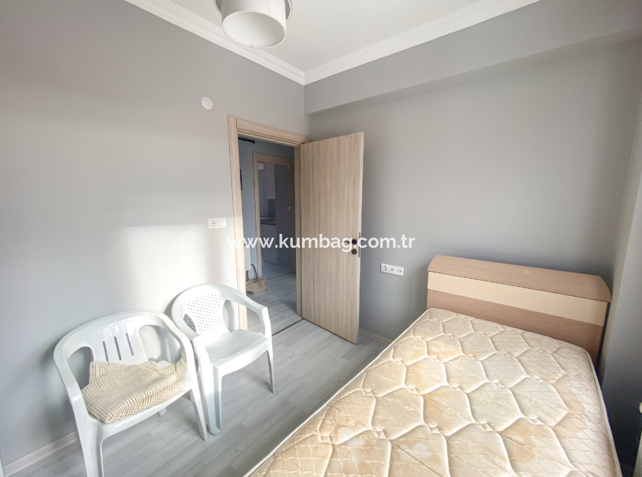 Kumbağ Merkezi Konumda Asansörlü Binada Eşyalı 2+1 Kiralık Daire