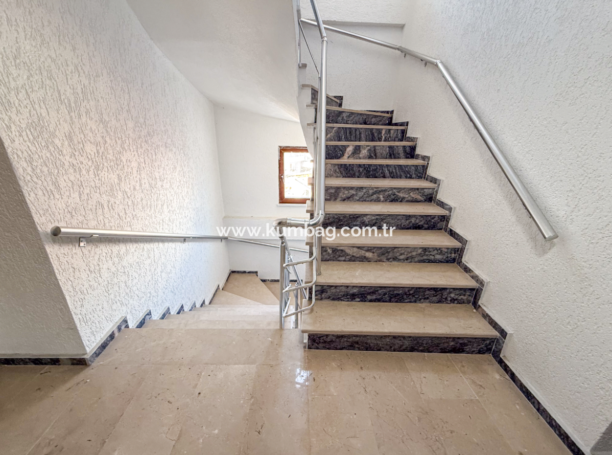 Kumbağ Liman Mevkii Yeni Ve Asansörlü Binada Kiralık 1+1 Daire