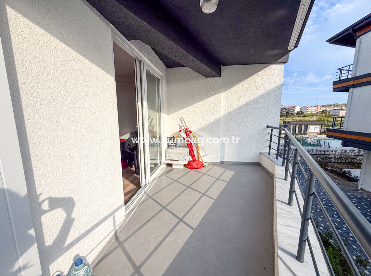 Kumbağ Havuzlu Sitede Eşyalı Kiralık Lüks 2+1 Daire