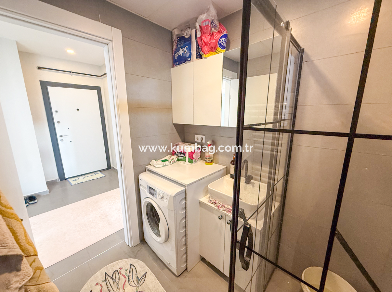 Kumbağ Havuzlu Sitede Eşyalı Kiralık Lüks 2+1 Daire