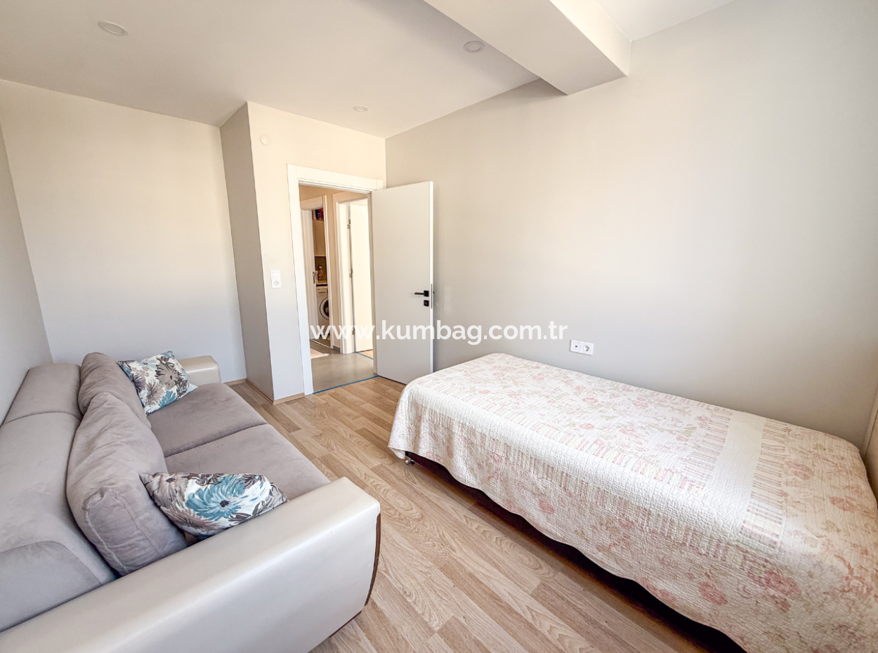 Kumbağ Havuzlu Sitede Eşyalı Kiralık Lüks 2+1 Daire