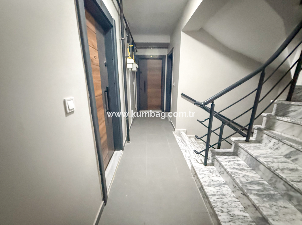 Kumbağ Havuzlu Sitede Eşyalı Kiralık Lüks 2+1 Daire