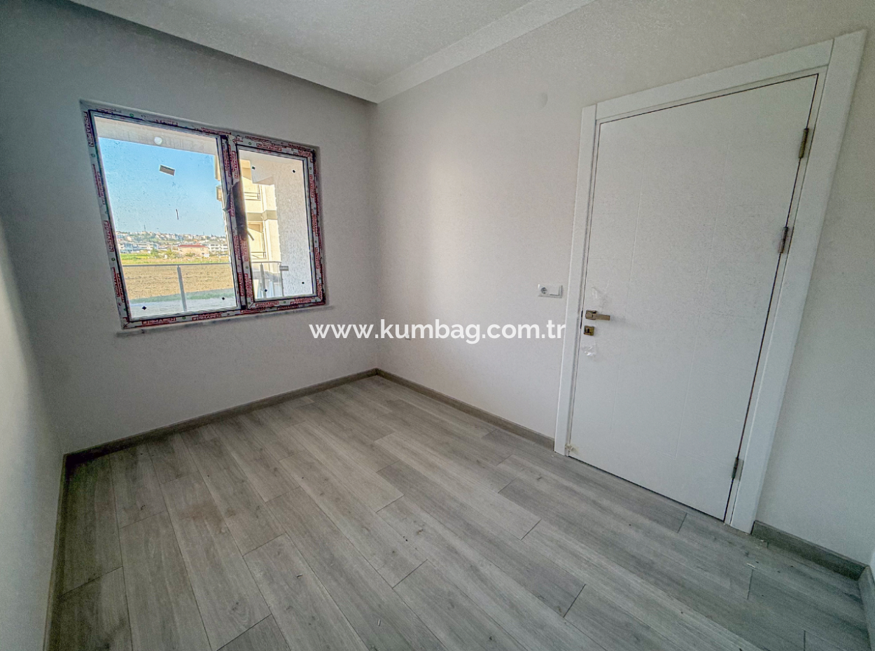 Kumbağ Lüks Havuzlu Yonca Evleri Sitesinde Satılık 2+1 Daireler