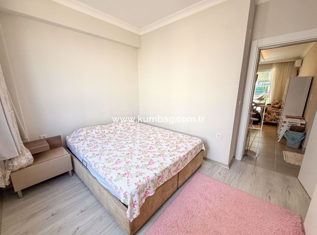 Aquaparklı Ve Havuzlu Site İçerisinde Satılık 1+1 Bahçeli Daire