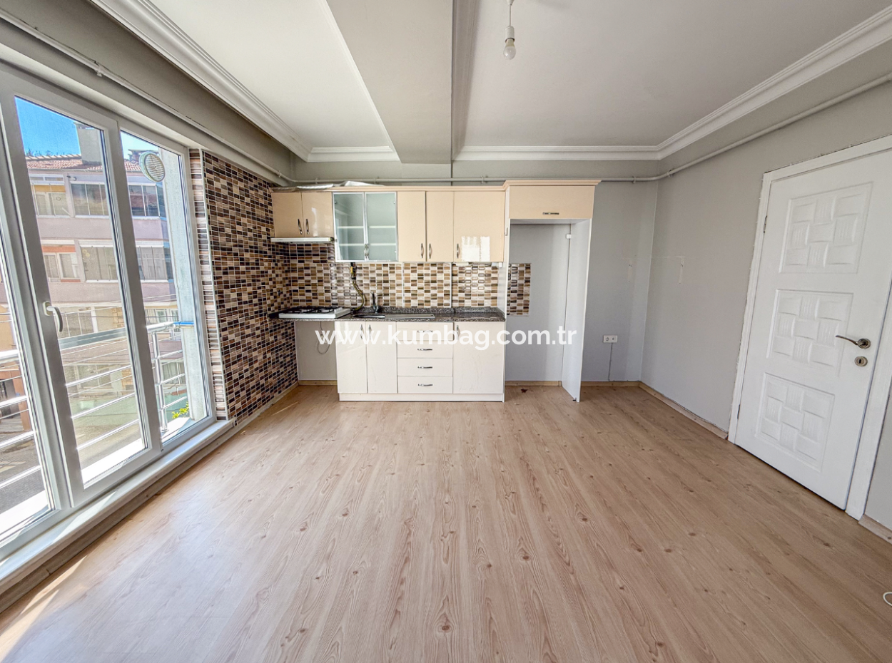 Kumbağ Köy İçinde Denize Yakın Geniş 2+1 Kiralık Daire