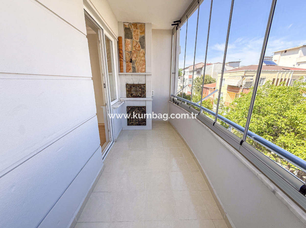 Kumbağ Köy İçinde Denize Yakın Geniş 2+1 Kiralık Daire