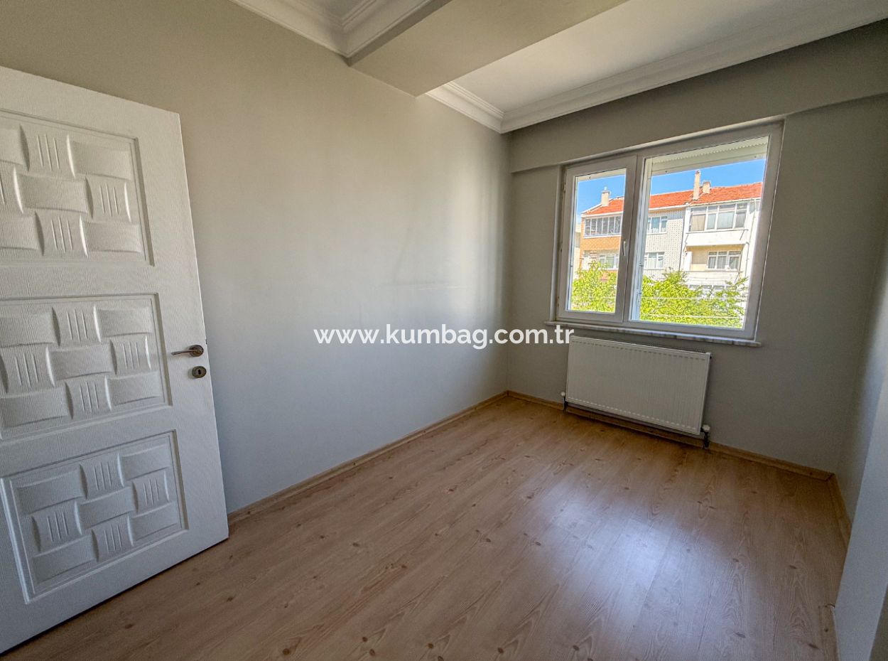 Kumbağ Köy İçinde Denize Yakın Geniş 2+1 Kiralık Daire