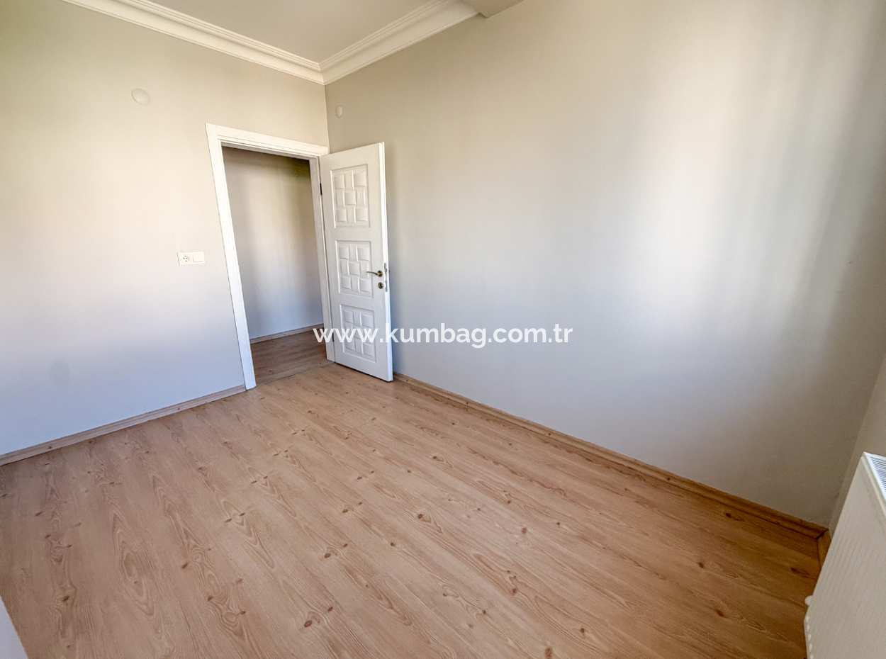Kumbağ Köy İçinde Denize Yakın Geniş 2+1 Kiralık Daire