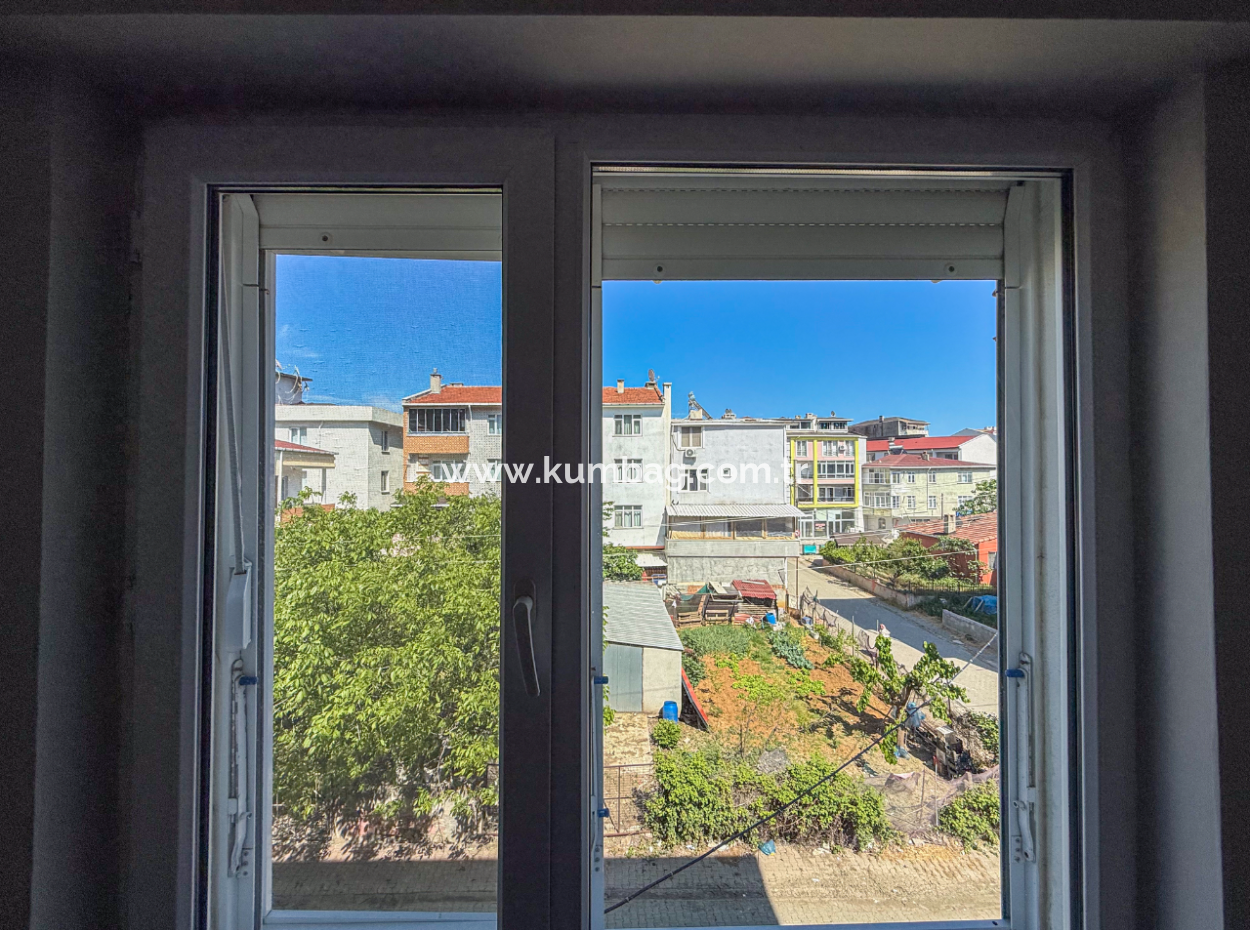 Kumbağ Köy İçinde Denize Yakın Geniş 2+1 Kiralık Daire