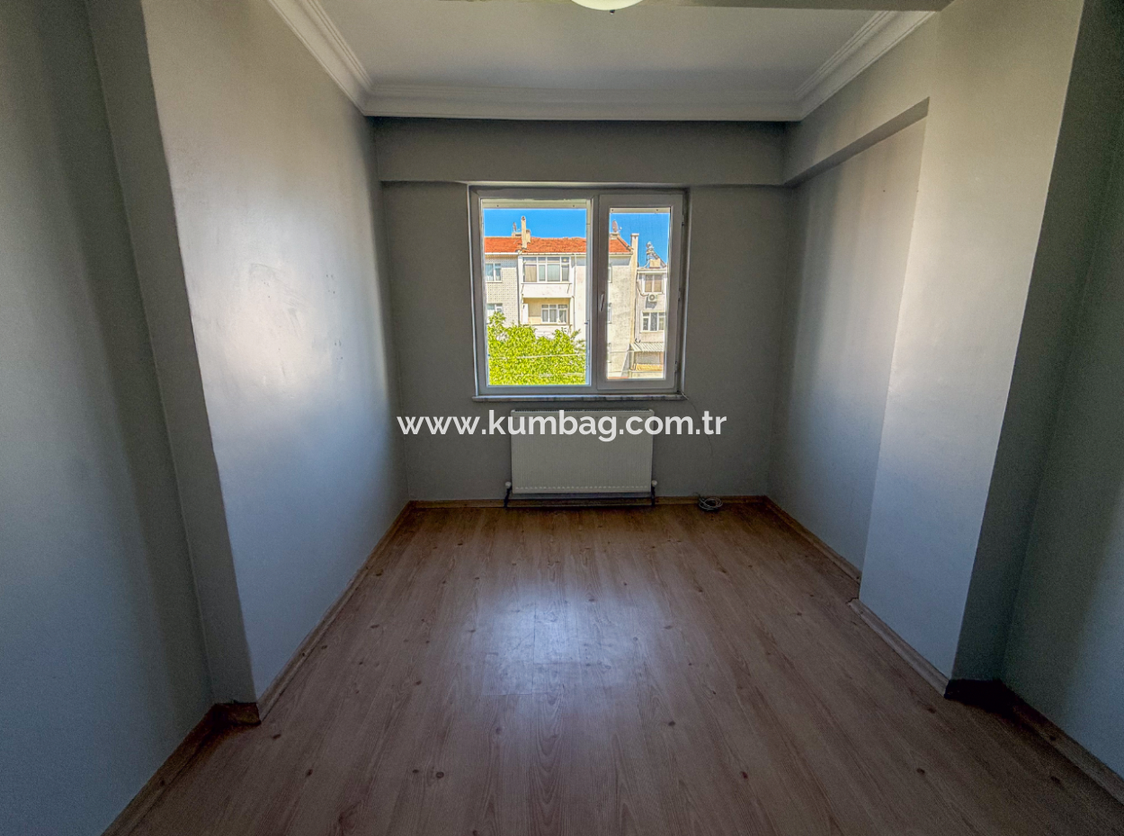Kumbağ Köy İçinde Denize Yakın Geniş 2+1 Kiralık Daire