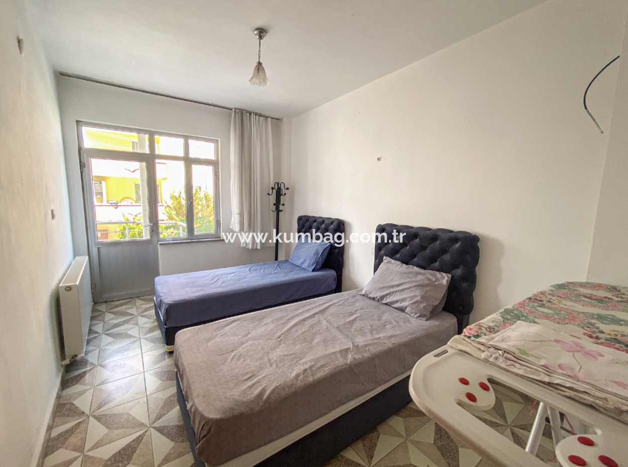 Kumbağ Merkezi Konumda Denize Yakın Eşyalı 2+1 Kiralık Daireler