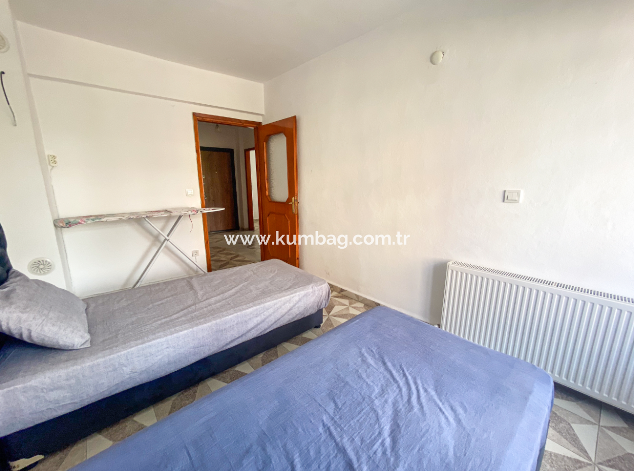Kumbağ Merkezi Konumda Denize Yakın Eşyalı 2+1 Kiralık Daireler
