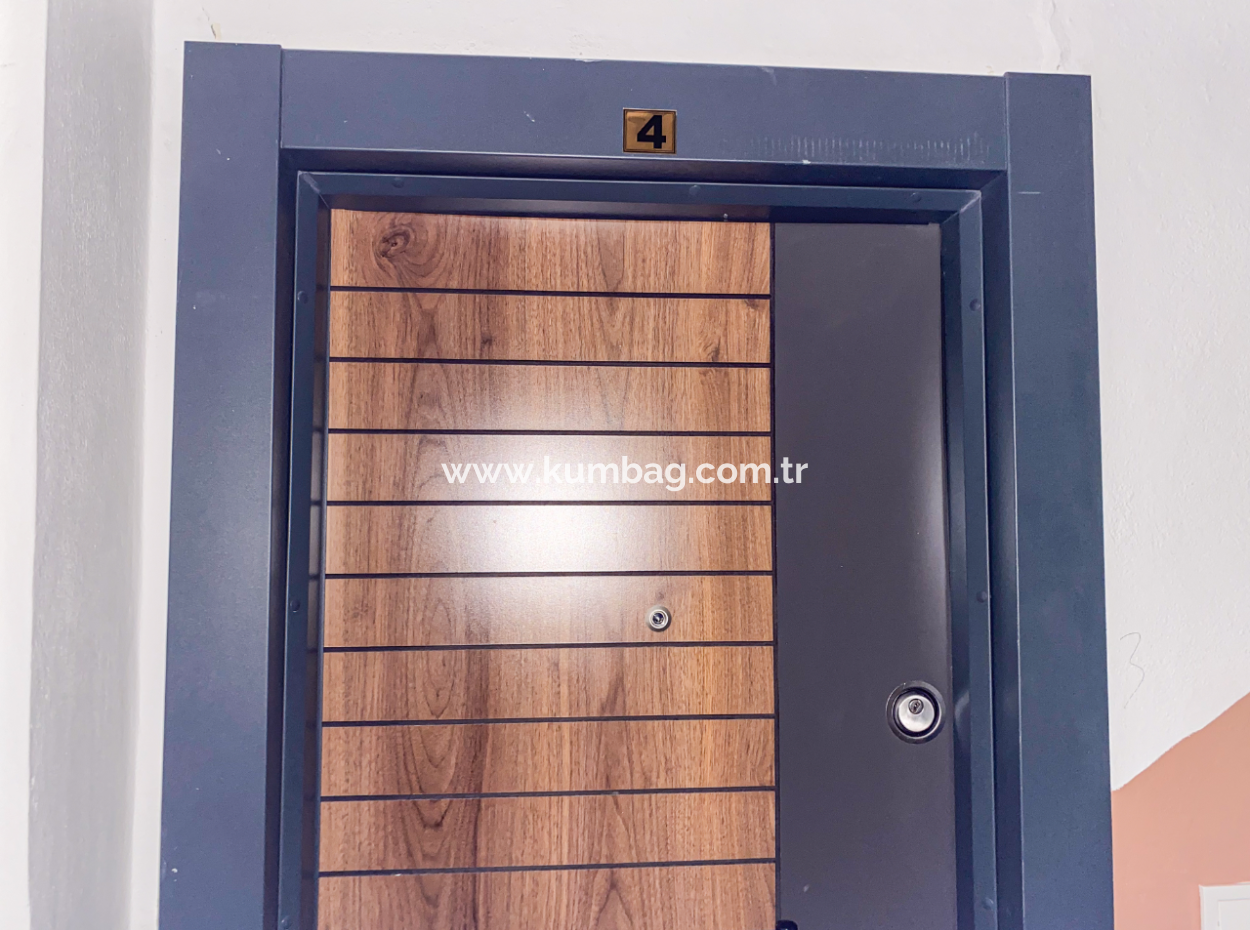 Kumbağ Merkezi Konumda Denize Yakın Eşyalı 2+1 Kiralık Daireler