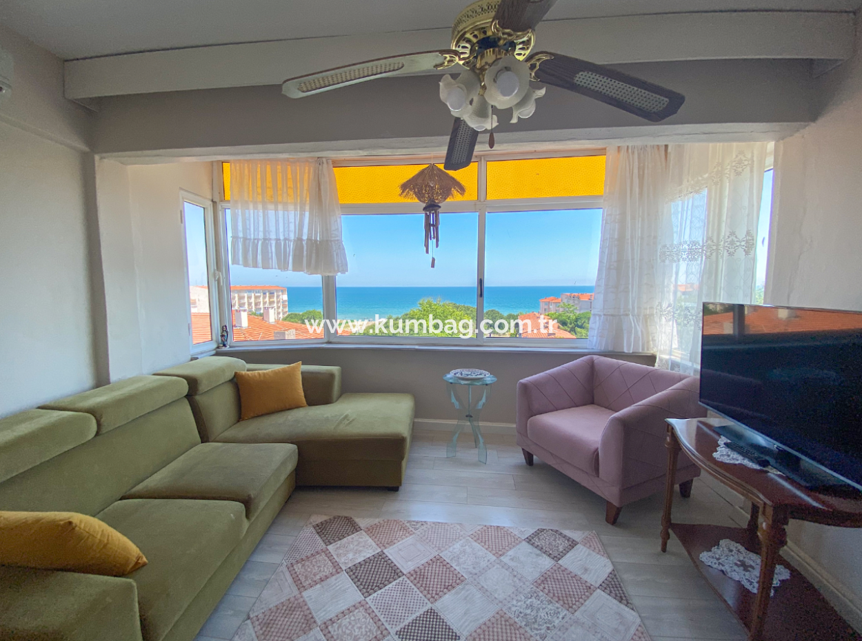 Kumbağ Merkezi Konumda Deniz Manzarlı Eşyalı Kiralık 2+1 Daire