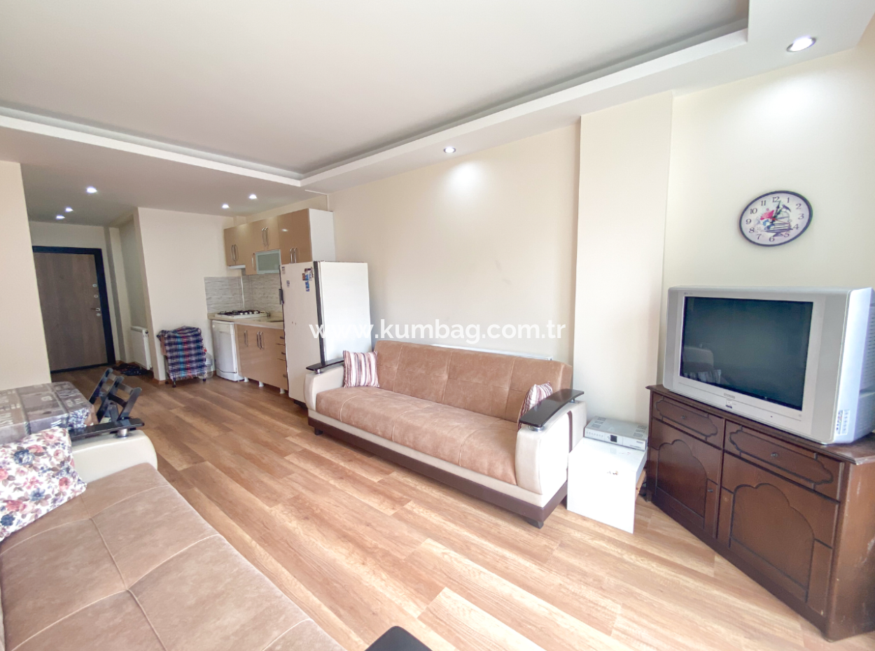 Kumbağ Denize Yakın İskanlı Asansörlü Binada Satılık 2+1 Daire