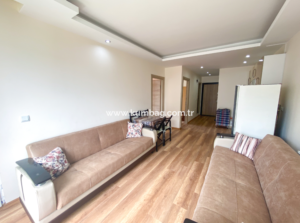 Kumbağ Denize Yakın İskanlı Asansörlü Binada Satılık 2+1 Daire