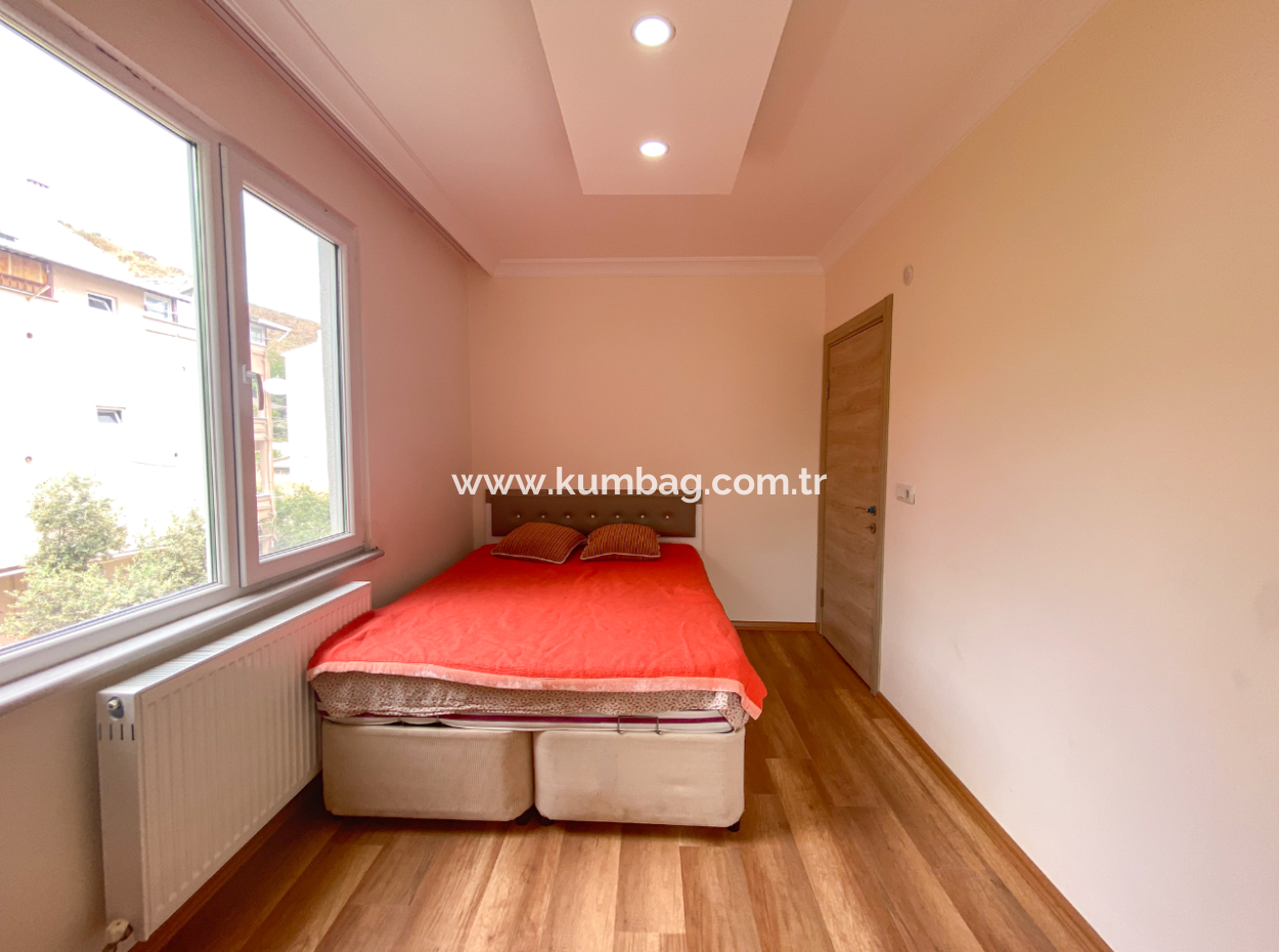 Kumbağ Denize Yakın İskanlı Asansörlü Binada Satılık 2+1 Daire