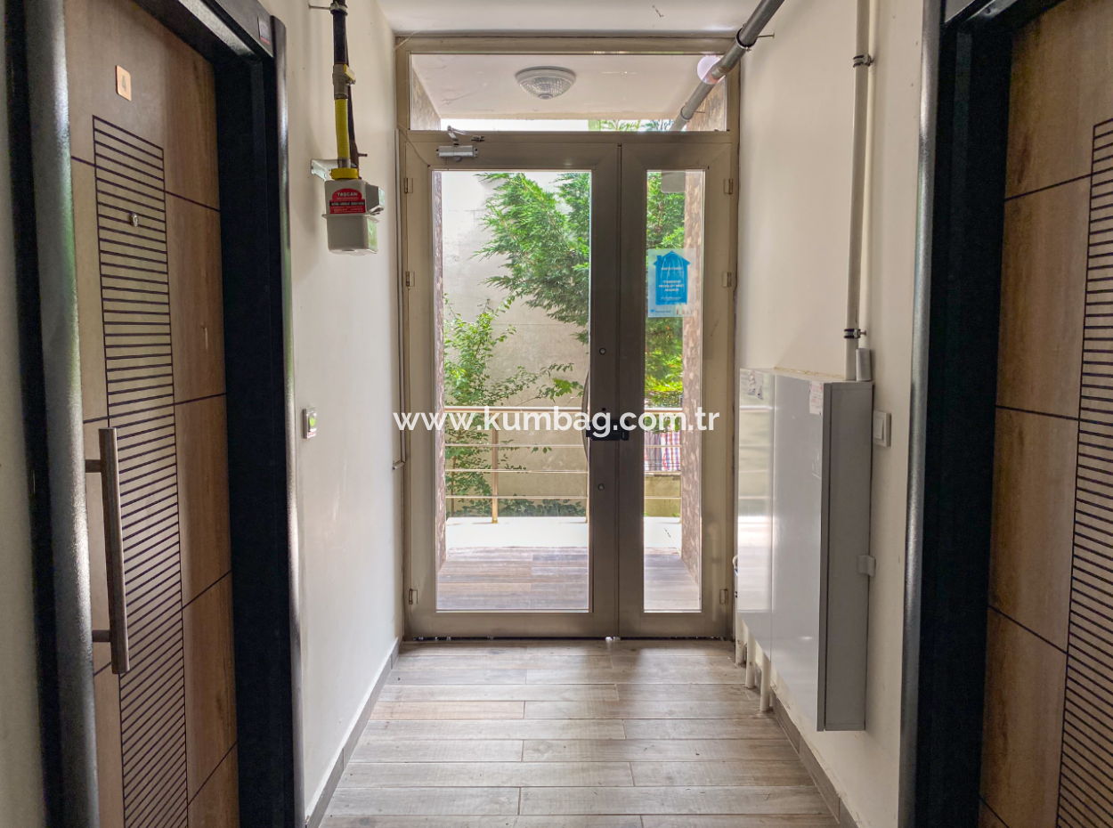 Kumbağ Denize Yakın İskanlı Asansörlü Binada Satılık 2+1 Daire