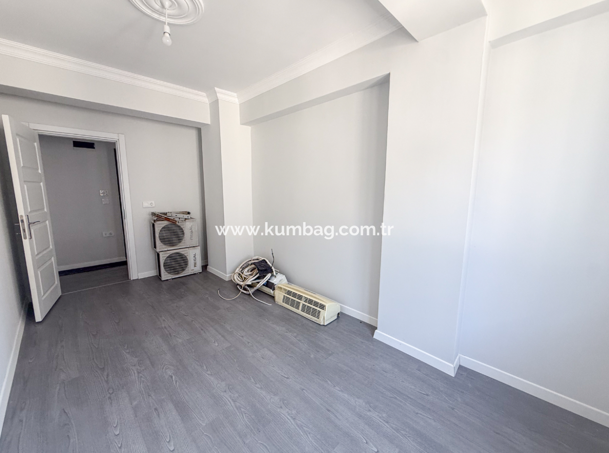 Kumbağ Liman Mevkii Yeni Ve Asansörlü Binada Kiralık 2+1 Daire