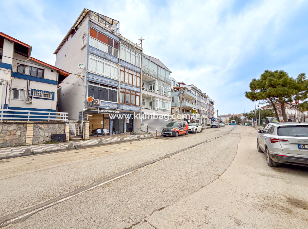 Kumbağ Ana Cadde Üzerinde Denize Yakın Bahçeli 1+1 Satılık Daire