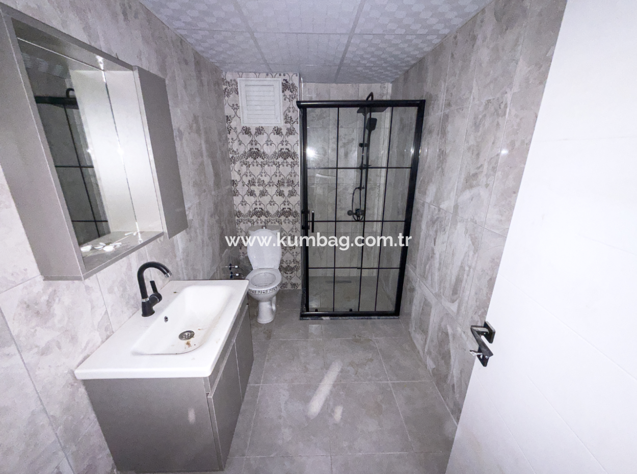 Kumbağ Havuzlu Sitede Deniz Ve Doğa Manzaralı 2+1 Satılık Daire