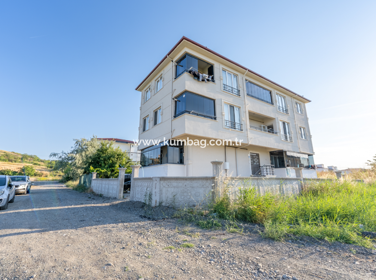 Kumbağ Yeni Ve İskanlı Binada Ferah Eşyalı Satılık 2+1 Daire