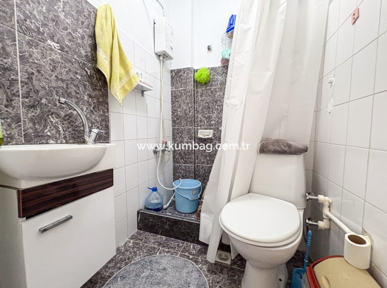 Kumbağ Merkezi Konumda İskanlı Binada 2+1 Satılık Daire