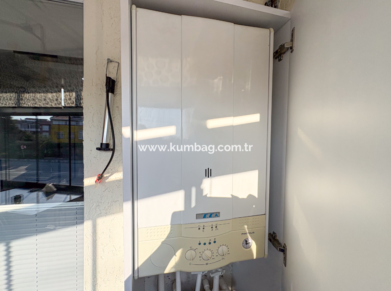 Kumbağ'da İskanlı Yeni Binada Caddeye Sıfır Eşyalı Satılık 1+1 Daire