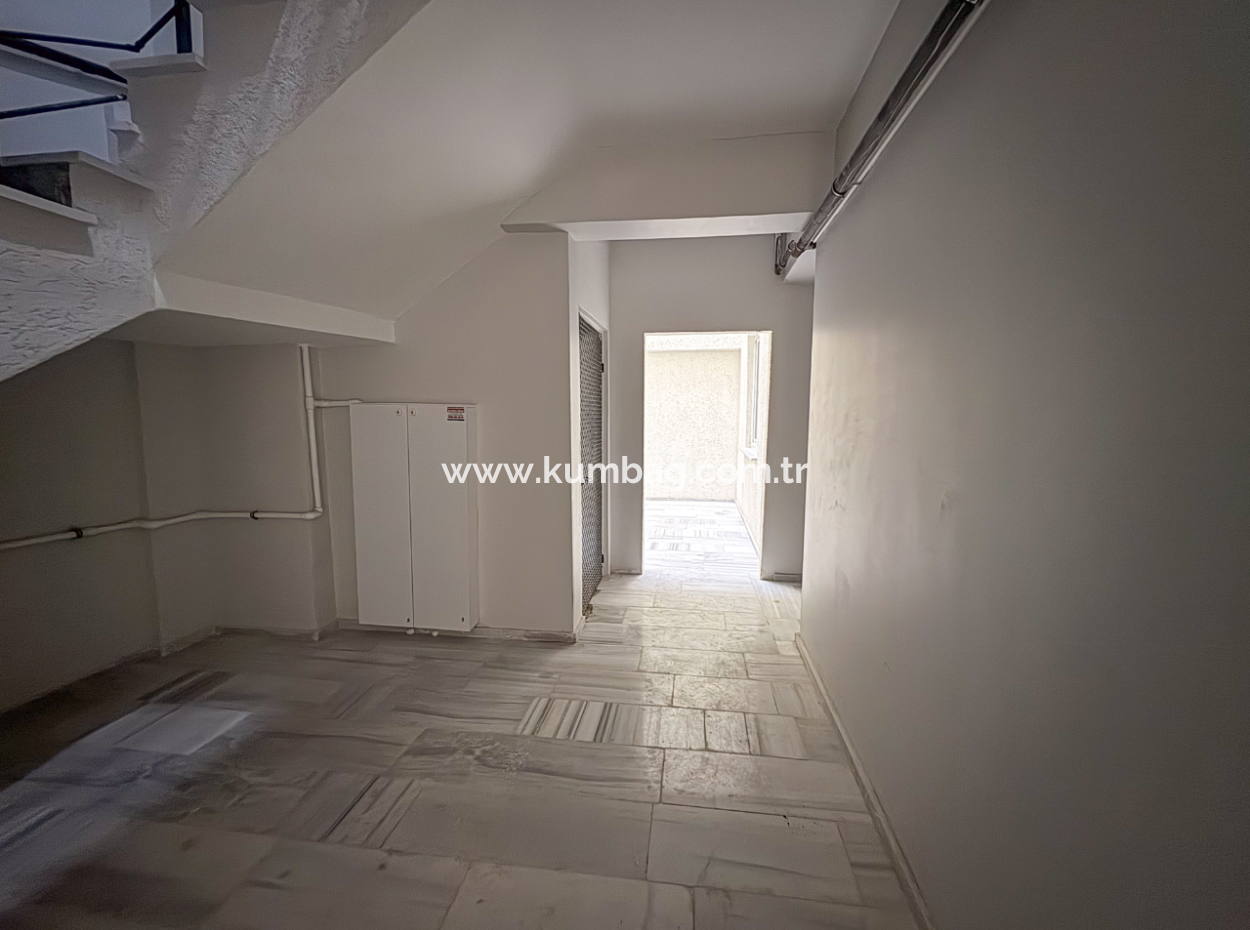 Kumbağ'da İskanlı Yeni Binada Caddeye Sıfır Eşyalı Satılık 1+1 Daire