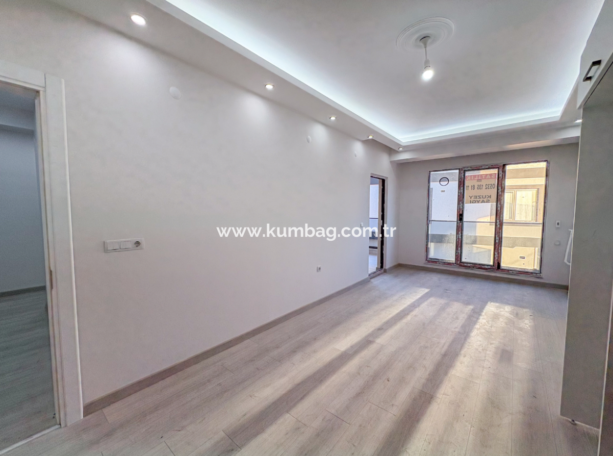 Kumbağ Lüks Havuzlu Yonca Evleri Sitesinde Satılık 2+1 Daireler