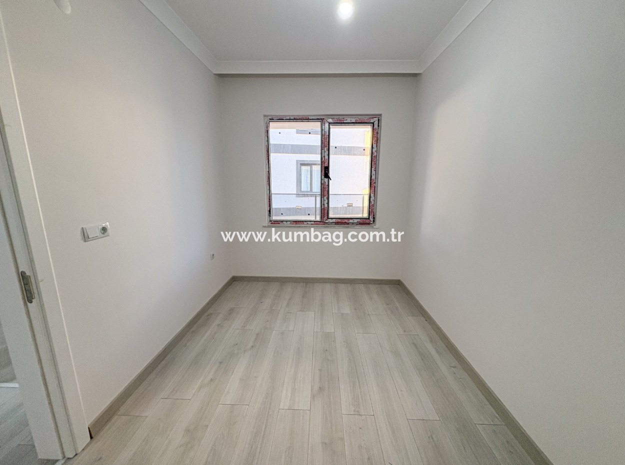 Kumbağ Lüks Havuzlu Yonca Evleri Sitesinde Satılık 2+1 Daireler
