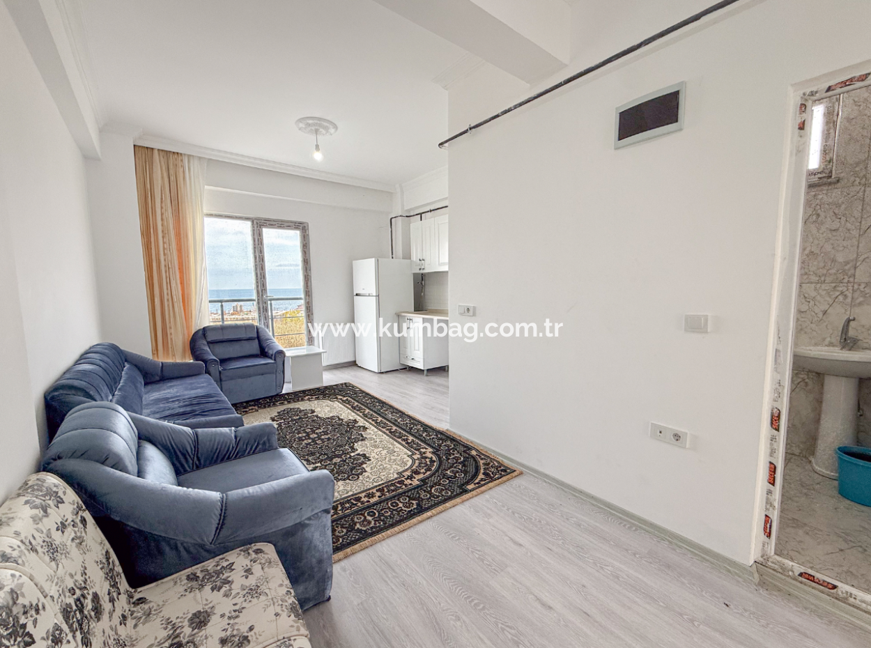 Kumbağ'da Panoramik Deniz Manzaralı İskanlı Satılık 1+1 Daire