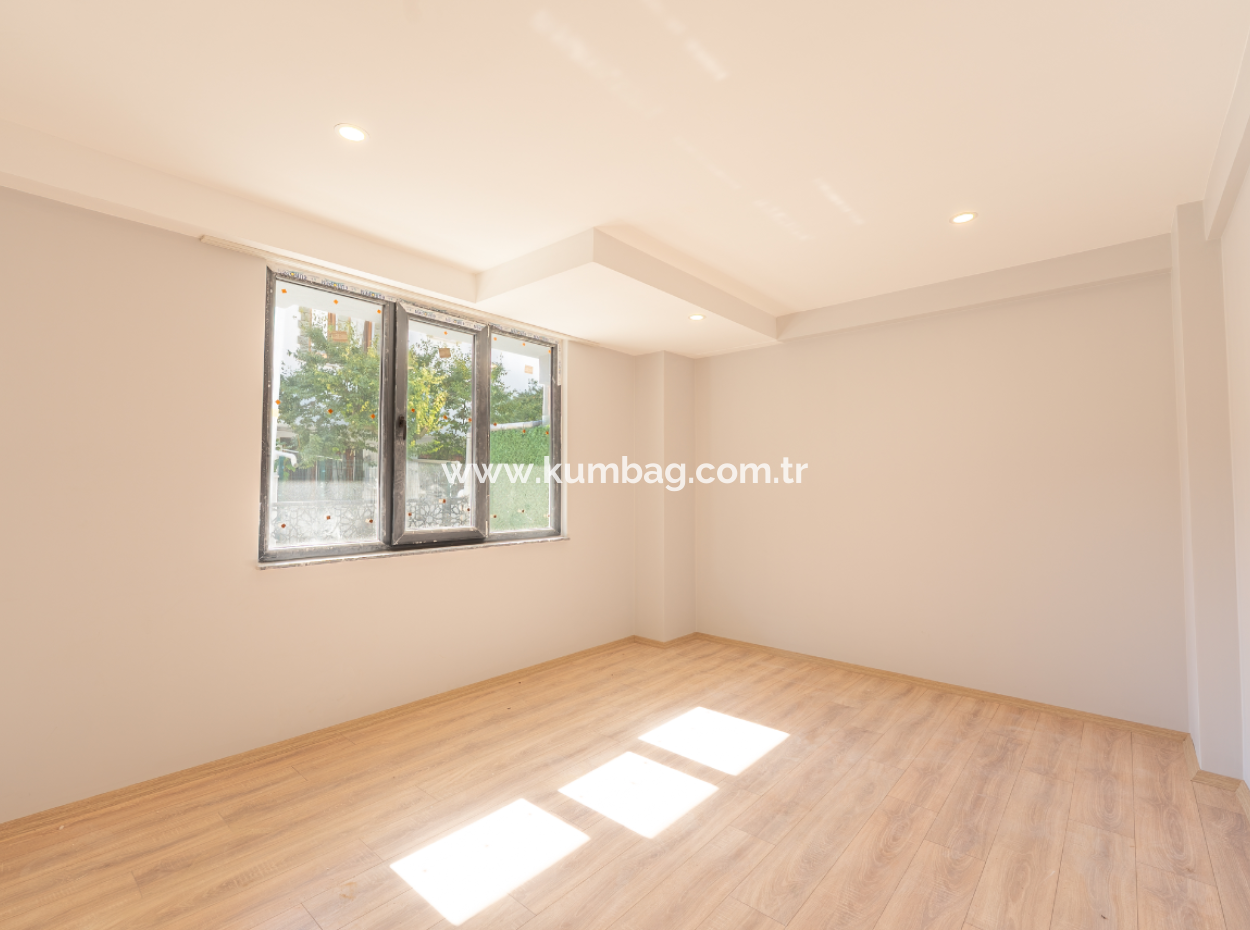 Değirmenaltı Mh Denize Sıfır Kiralık Bahçe Kat Lüks 2+1 Daireler