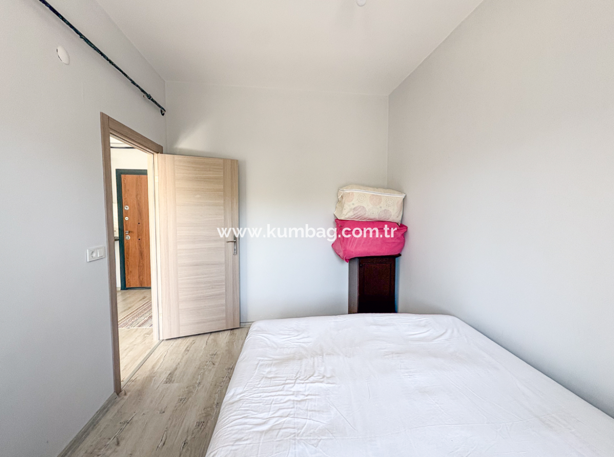 Kumbağ'da Yeni Binada Caddeye Yakın Eşyasız Kiralık 1+1 Daire
