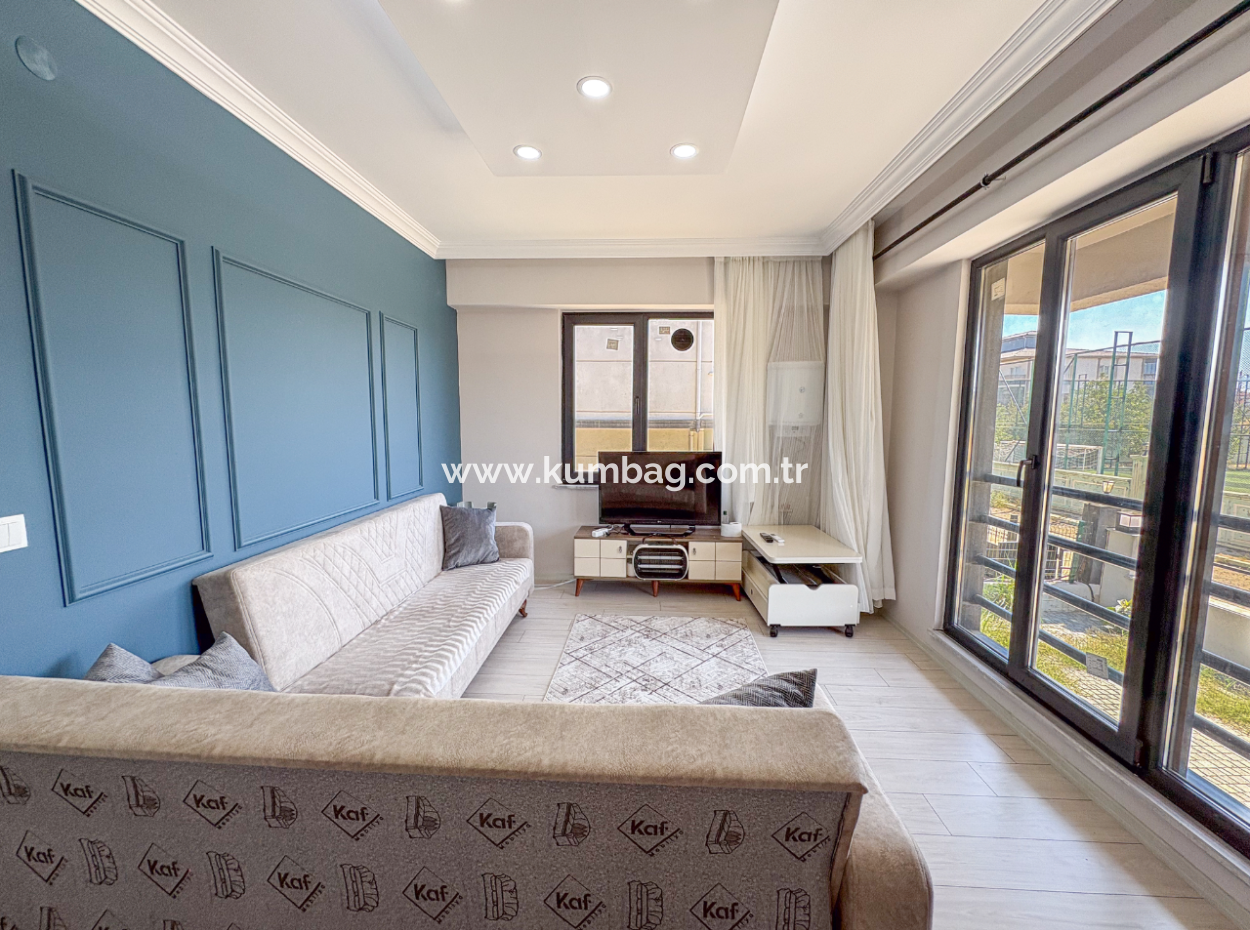 Kumbağ'da Park Karşısında Kiralık Eşyalı Lüks 2+1 Daire
