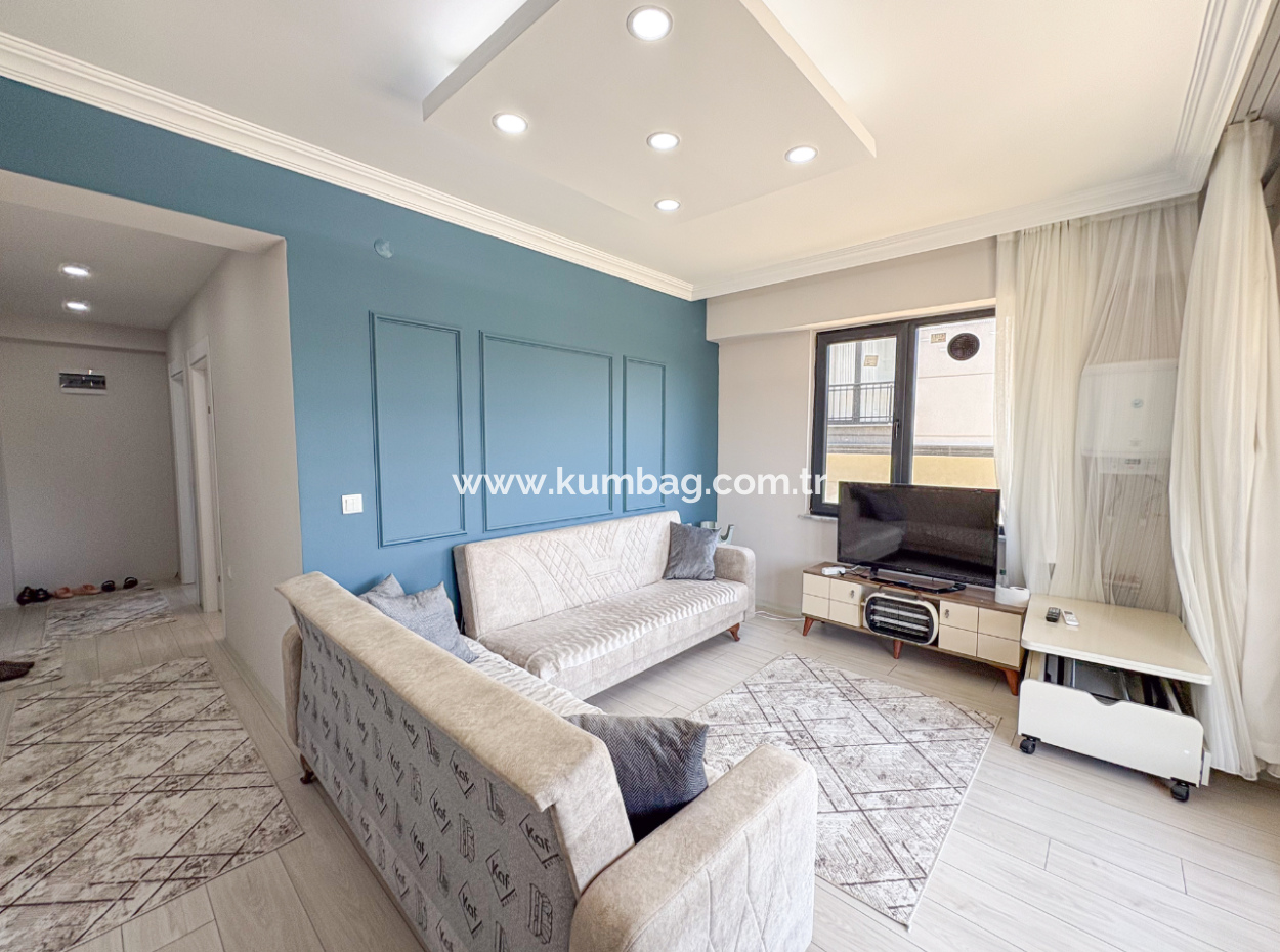 Kumbağ'da Park Karşısında Kiralık Eşyalı Lüks 2+1 Daire