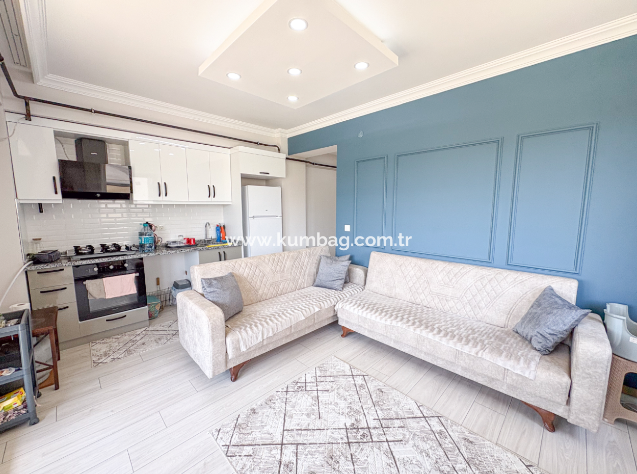 Kumbağ'da Park Karşısında Kiralık Eşyalı Lüks 2+1 Daire