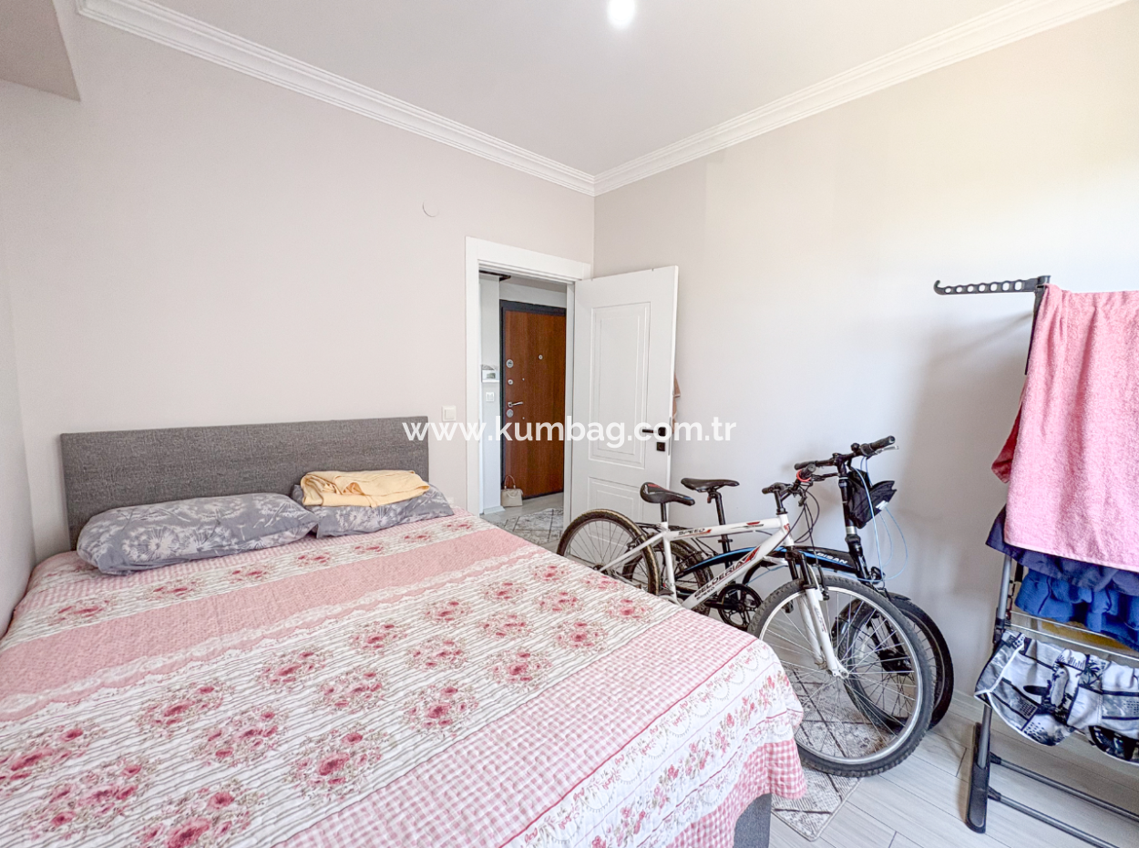 Kumbağ'da Park Karşısında Kiralık Eşyalı Lüks 2+1 Daire