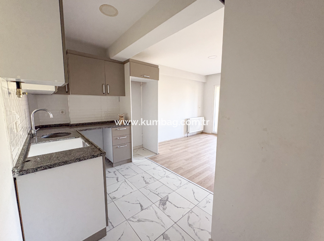 Kumbağ Migros Arkasında Önü Kapanmaz Kiralık Ferah 2+1 Daire