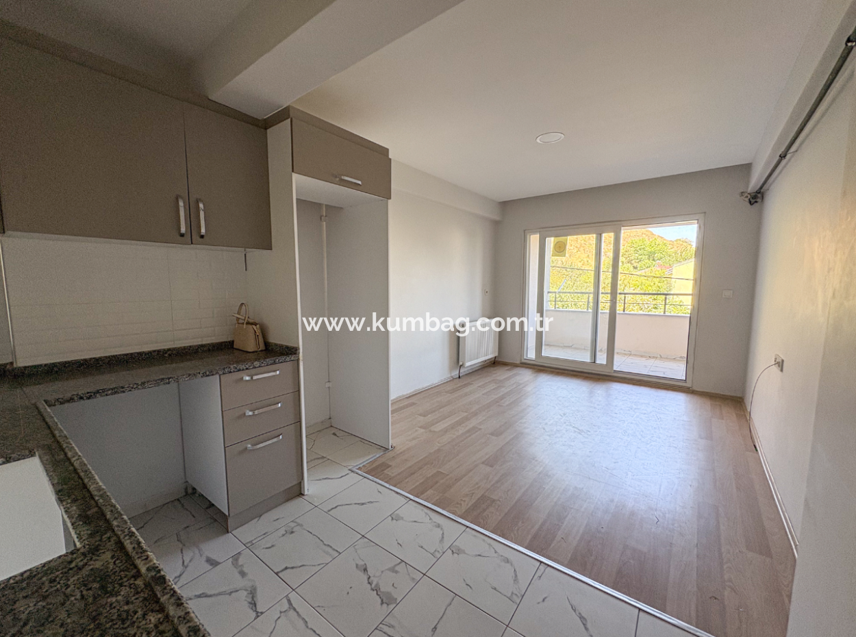 Kumbağ Migros Arkasında Önü Kapanmaz Kiralık Ferah 2+1 Daire