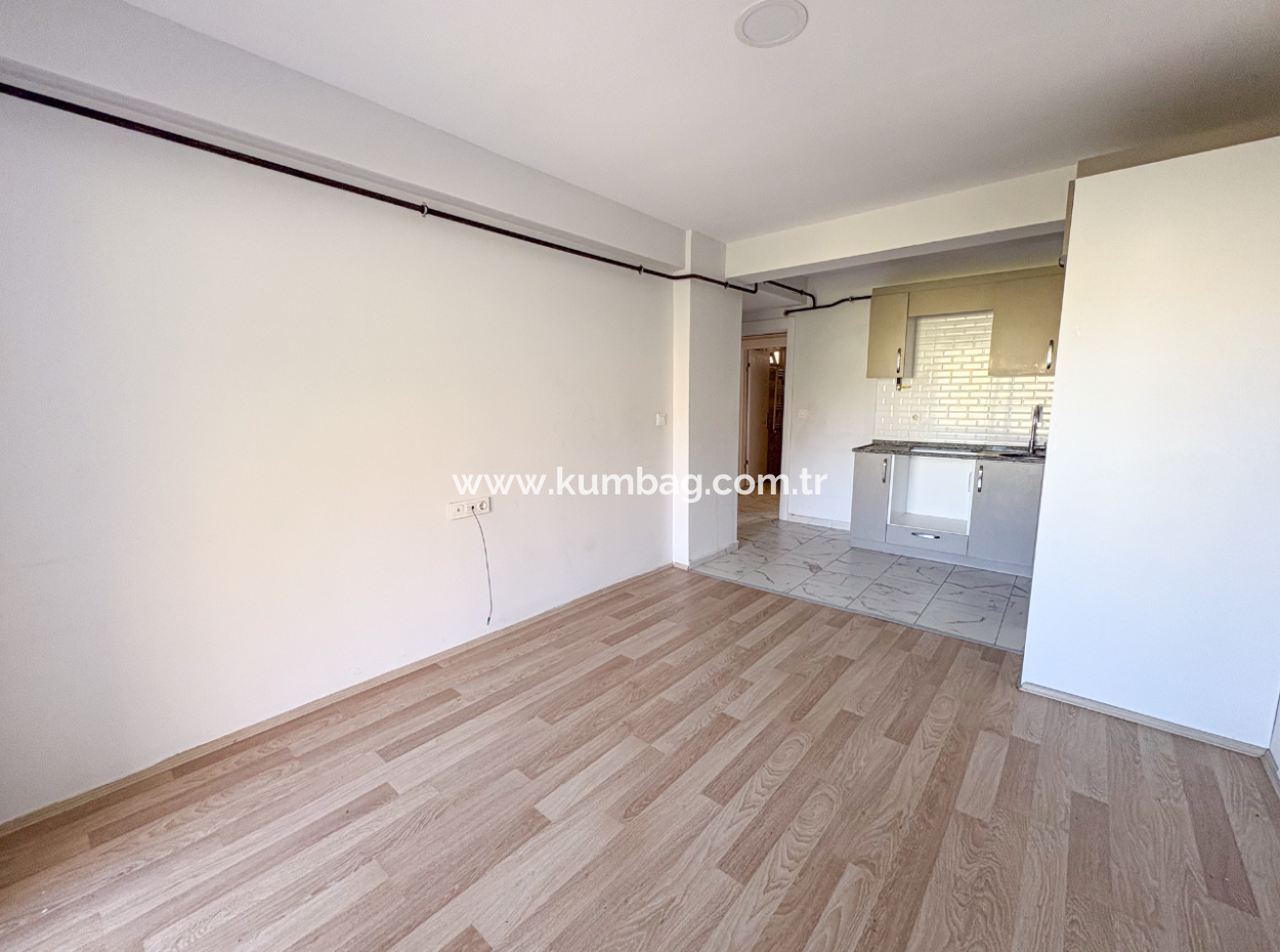 Kumbağ Migros Arkasında Önü Kapanmaz Kiralık Ferah 2+1 Daire