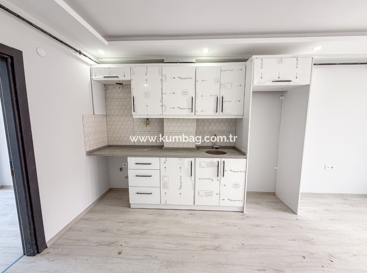 Kumbağ Yeni Binada Ferah Ve Denize Yakın Kiralık Sıfır 2+1 Daire