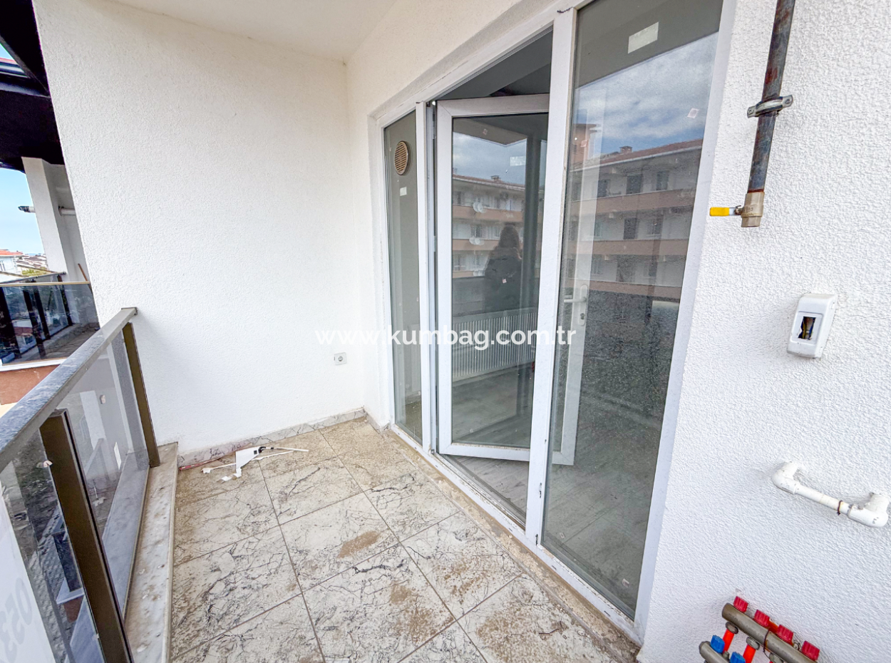 Kumbağ Yeni Binada Ferah Ve Denize Yakın Kiralık Sıfır 2+1 Daire