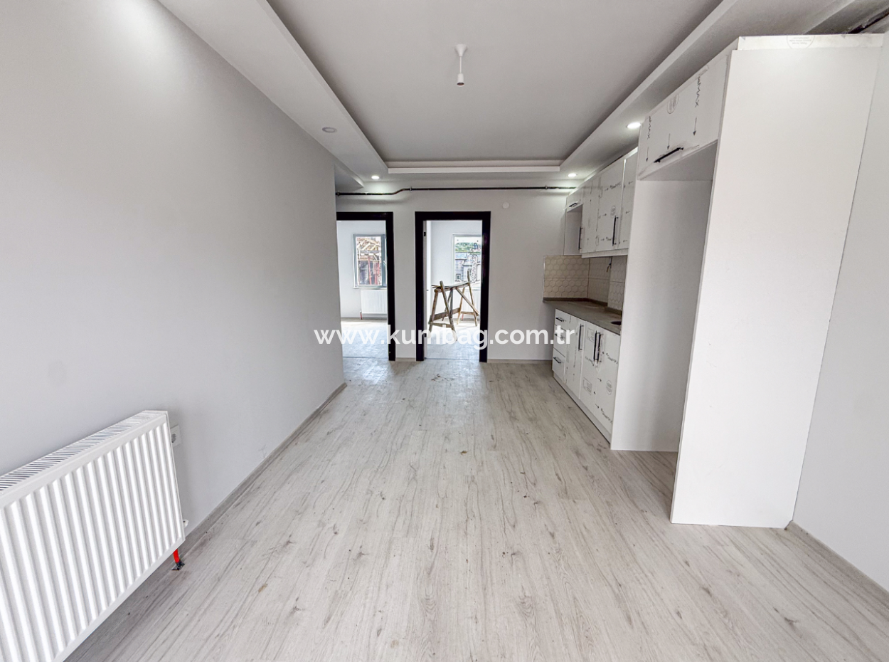 Kumbağ Yeni Binada Ferah Ve Denize Yakın Kiralık Sıfır 2+1 Daire