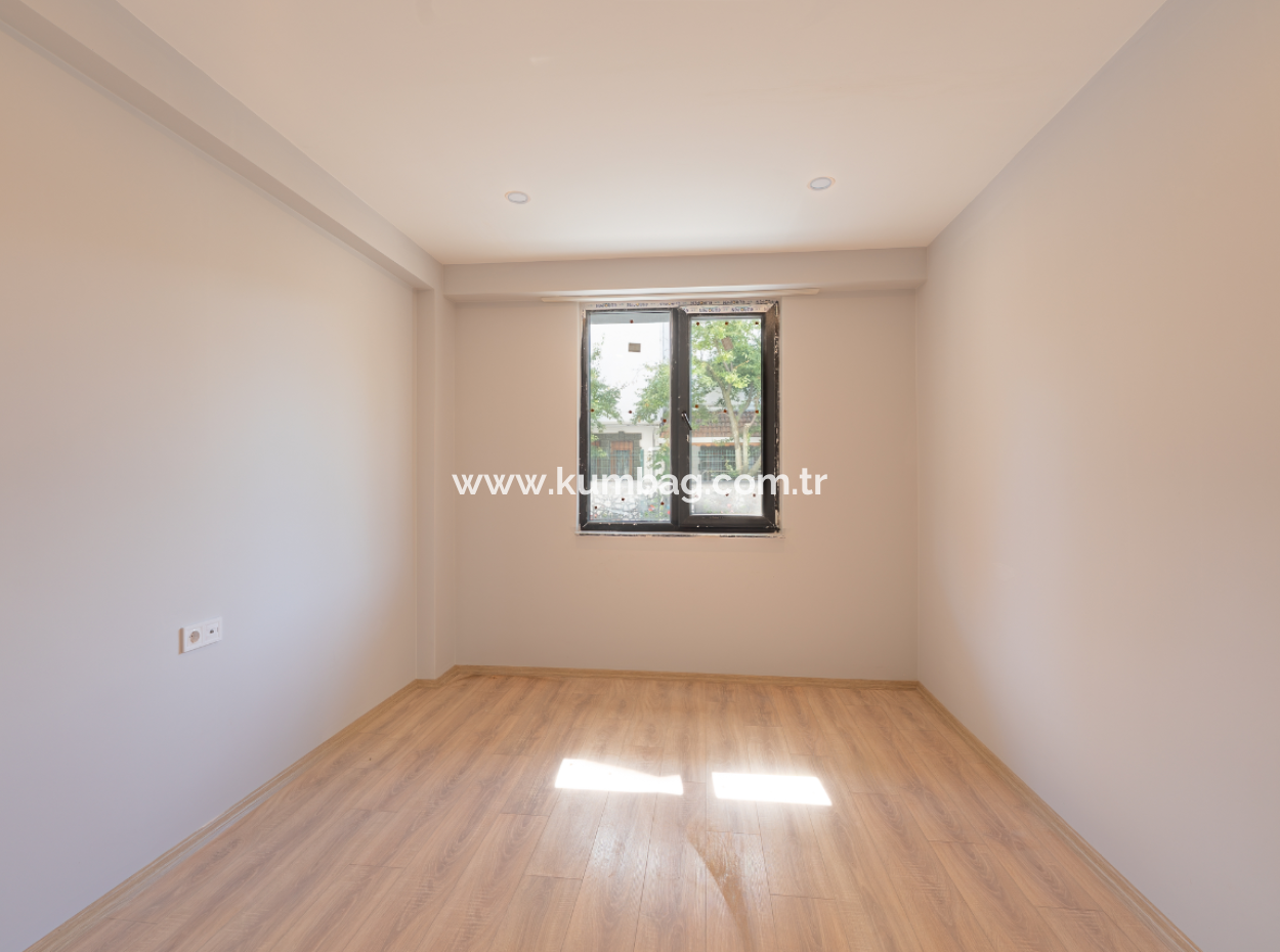 Değirmenaltı Mh Denize Sıfır Kiralık Bahçe Kat Lüks 2+1 Daireler
