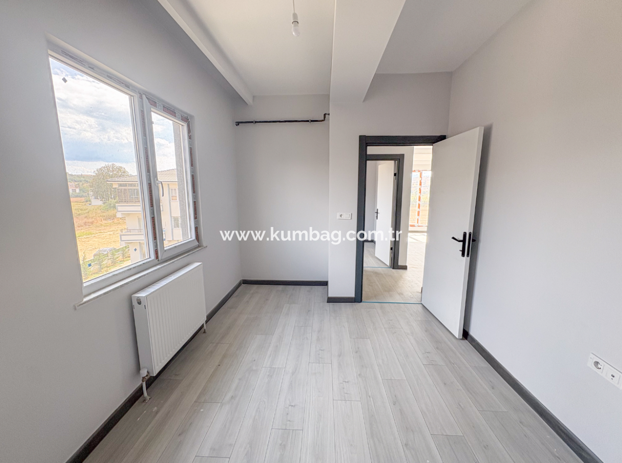 Kumbağ'da Lüks Havuzlu Ova Kent 2 Sitesinde Satılık 2+1 Daireler