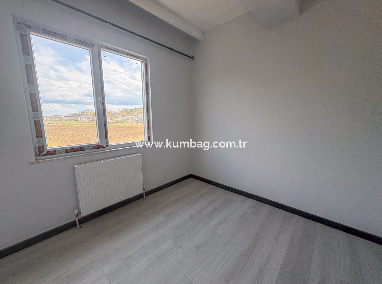 Kumbağ'da Lüks Havuzlu Ova Kent 2 Sitesinde Satılık 2+1 Daireler