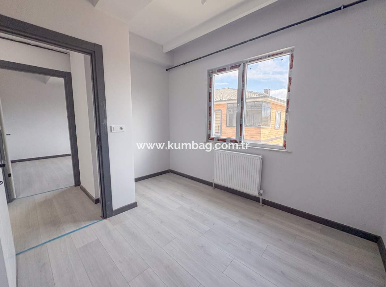 Kumbağ'da Lüks Havuzlu Ova Kent 2 Sitesinde Satılık 2+1 Daireler