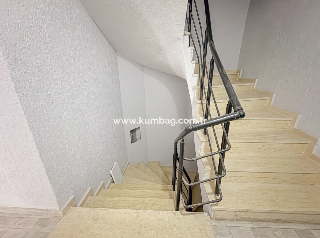 Kumbağ Havuzlu Ova Kent 2 Sitesinde Satılık 2+1 Dubleks Daireler