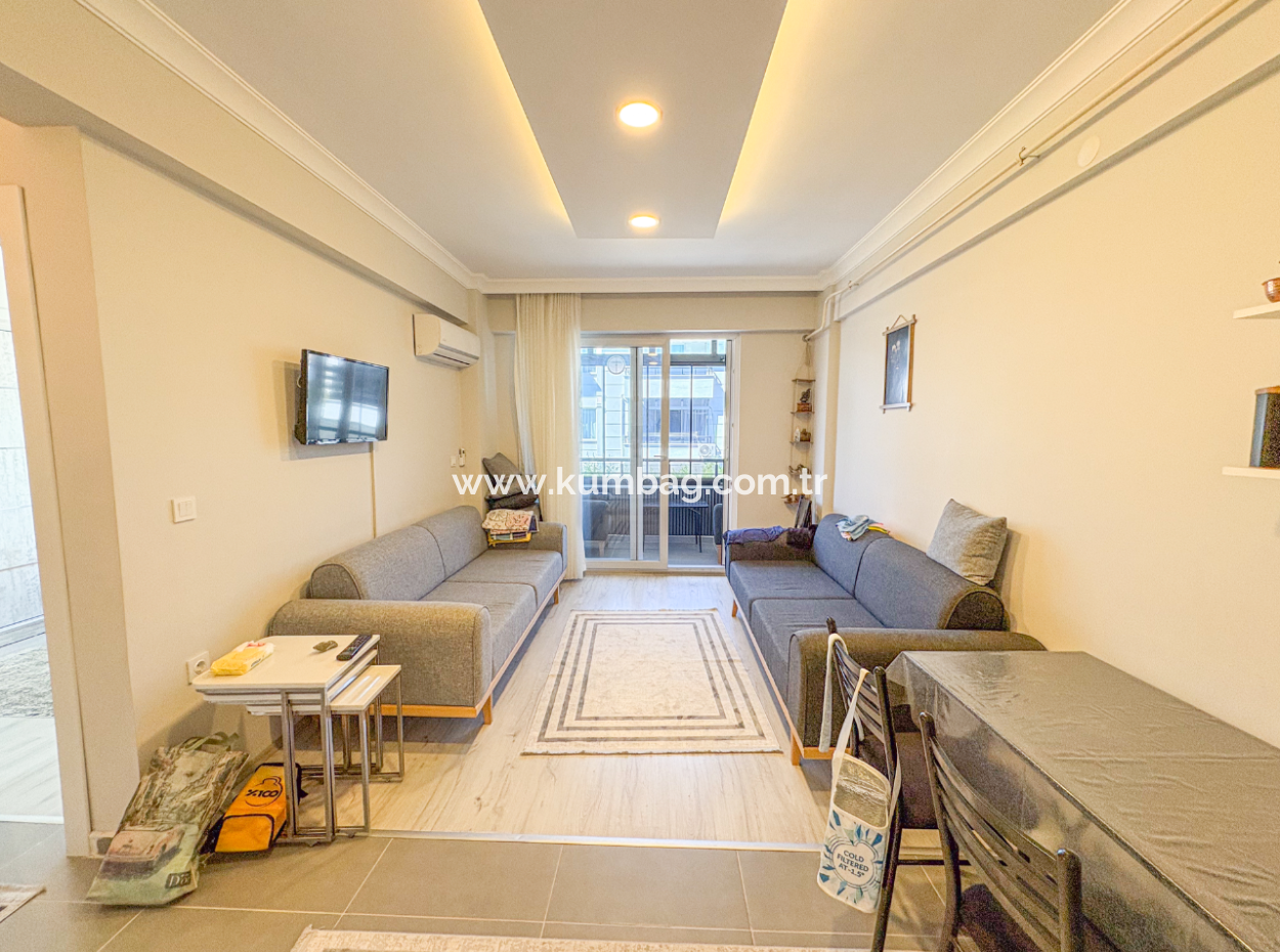 Aquaparklı Havuzlu Denize Yakın Sitede Satılık Eşyalı 1+1 Daire